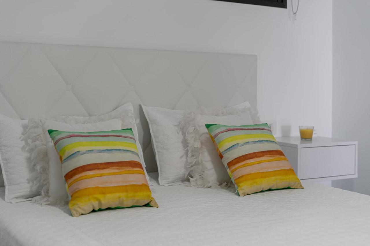 Buenavista Sunflower Apartment In Playa La Arena Puerto de Santiago  Dış mekan fotoğraf